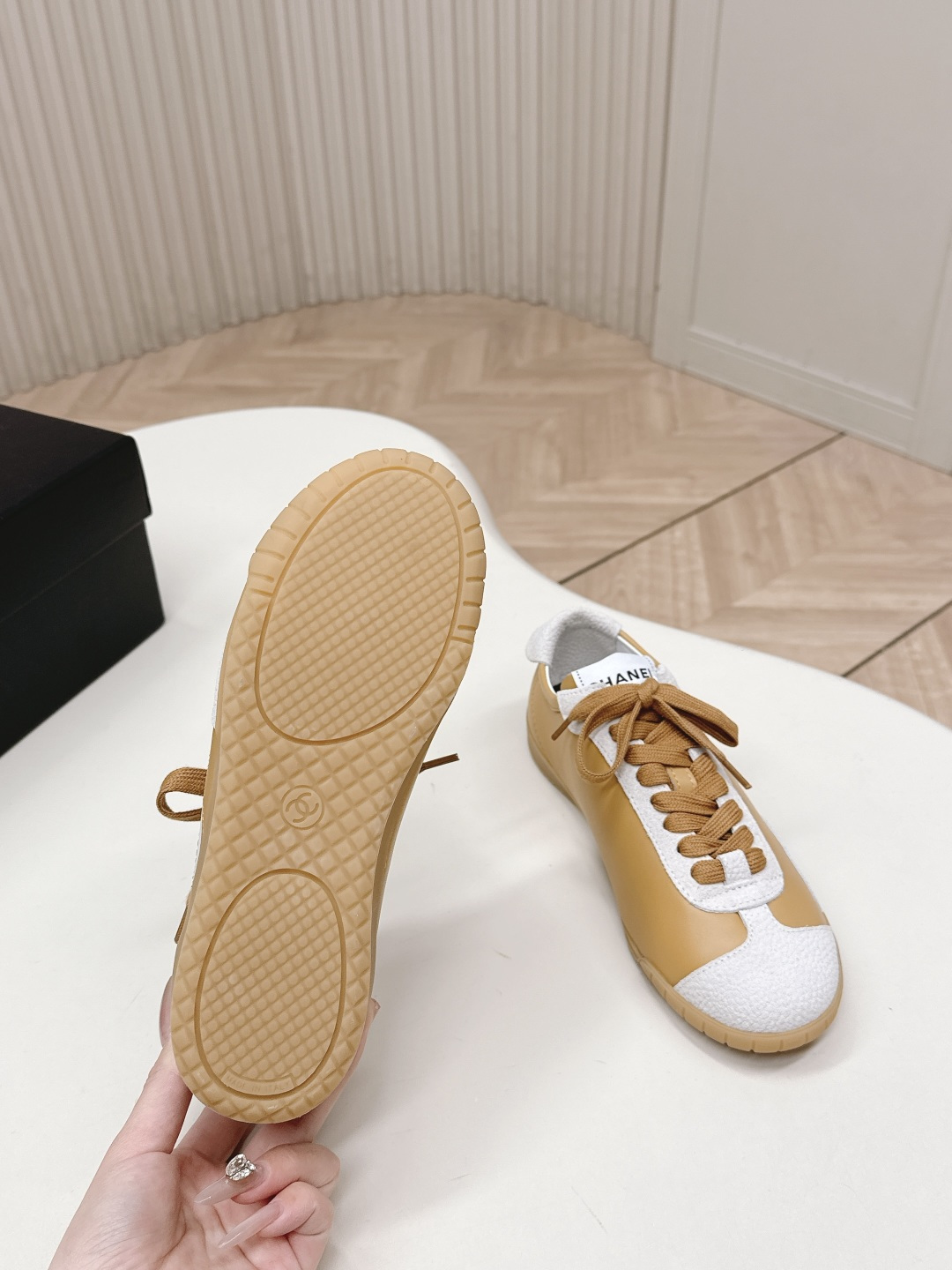 Women's high heels